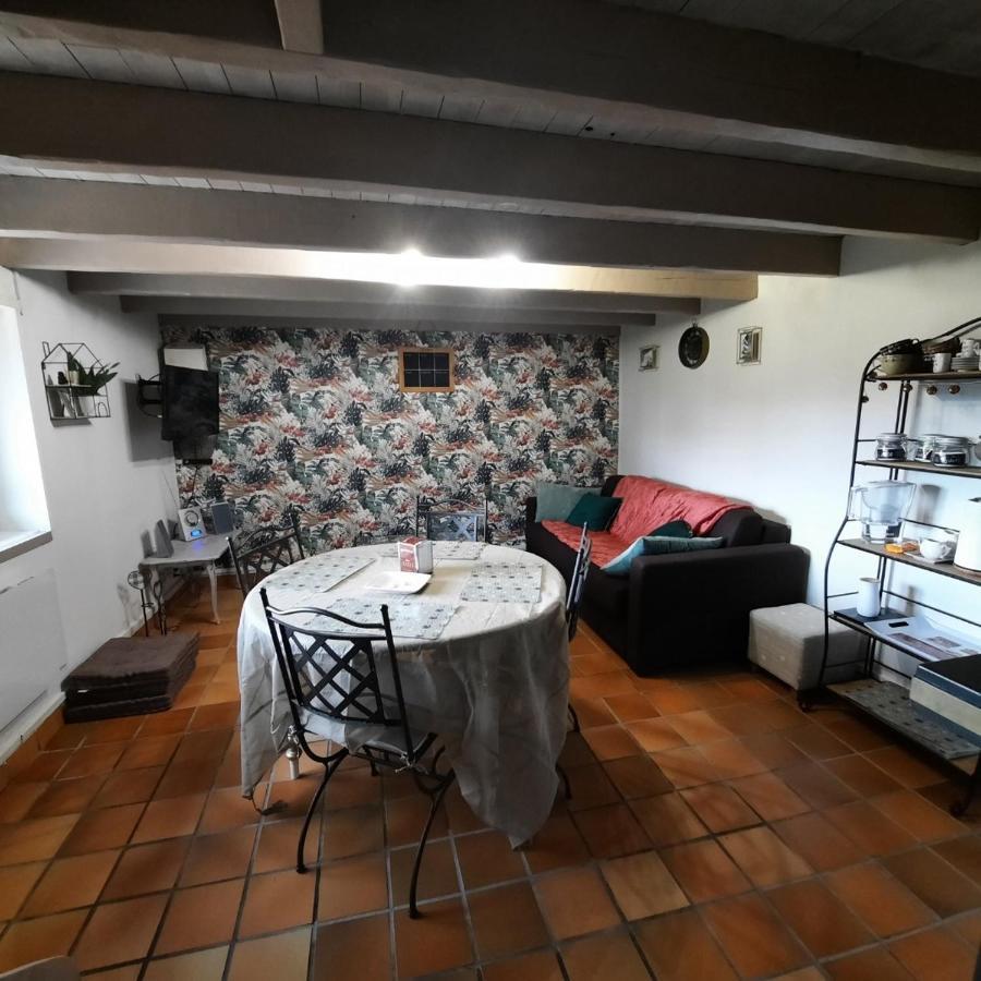 AUX PORTES DU CHATEAU Cottage intimiste et cosy à l'abri des regards propice à la detente Rinxent Extérieur photo